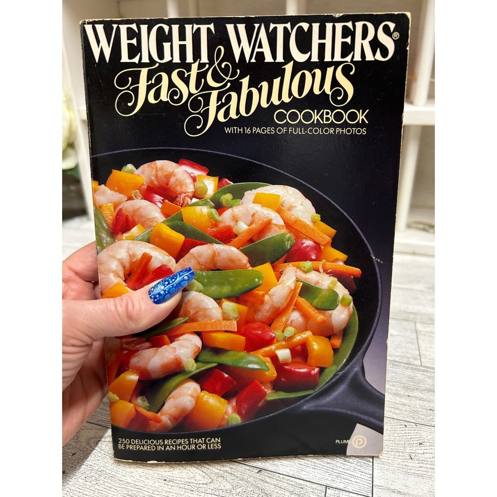 Weight Watchers Fast & Fabulous Cookbook 1985 Softcover Diet Recipes Vintage